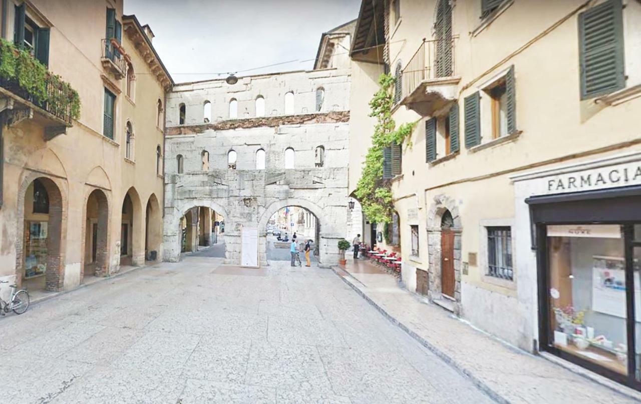 Appartement Ai Portoni à Vérone Extérieur photo